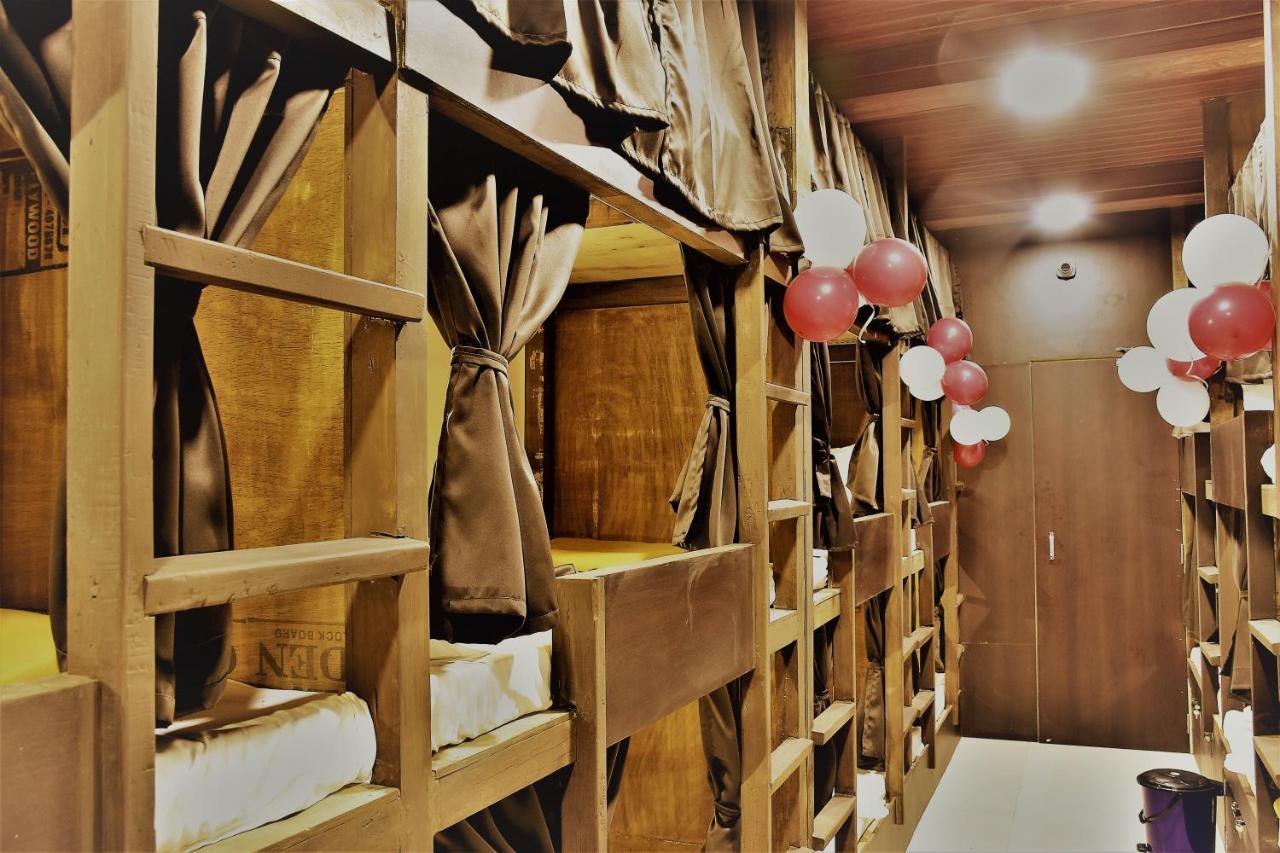 Asra Dormitory For Male And Female Bombay Extérieur photo