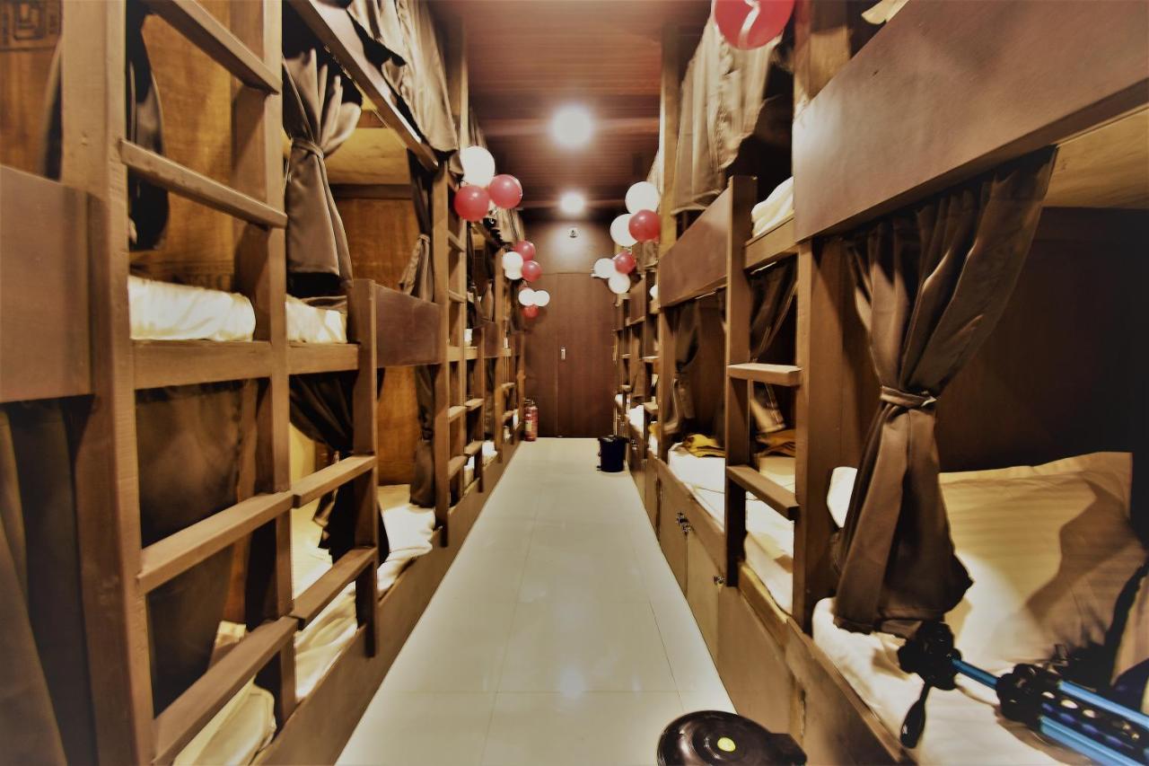 Asra Dormitory For Male And Female Bombay Extérieur photo