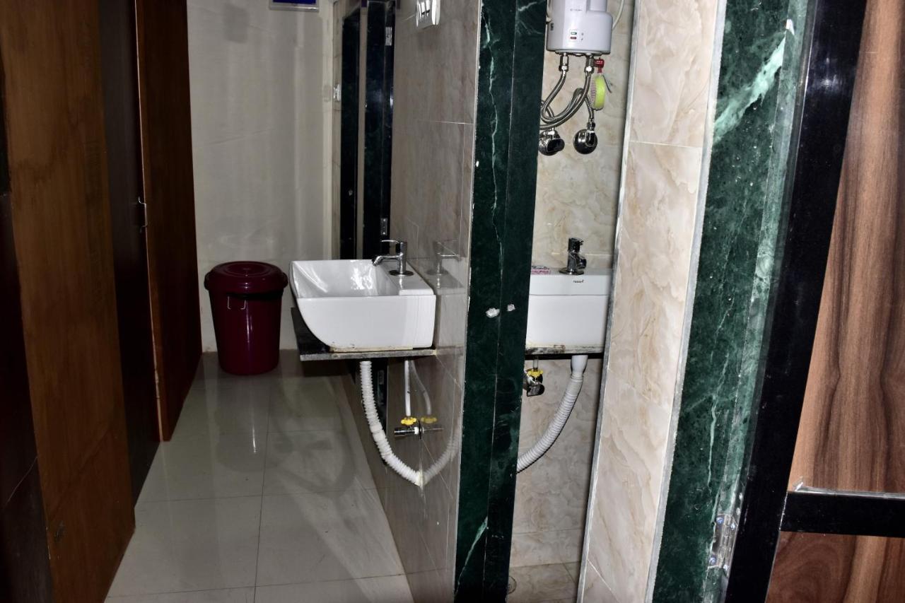 Asra Dormitory For Male And Female Bombay Extérieur photo